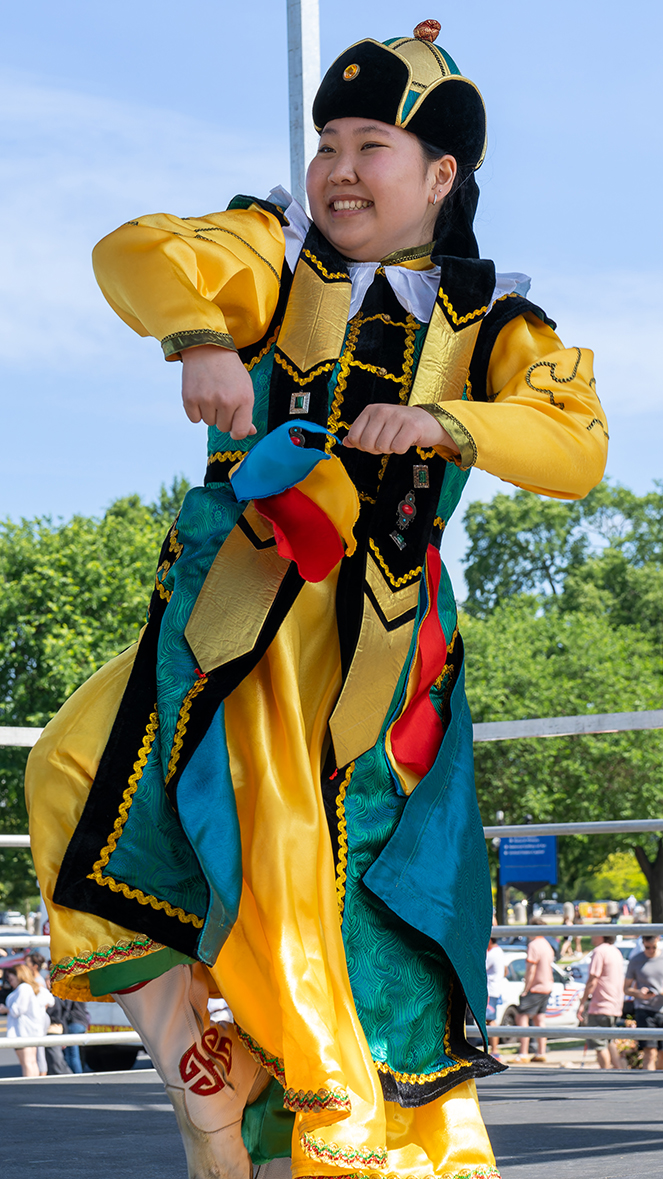 Fiesta Asia Performers